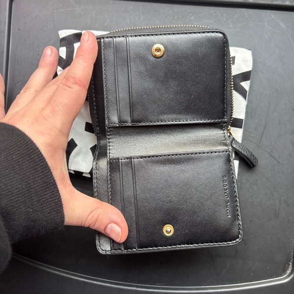 Marc Jacobs The Wallet - Picture 2 of 4